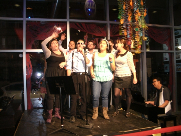 Photo Flash: THE FUN HOUSE Event Benefits Chicago's Stage 773 Image