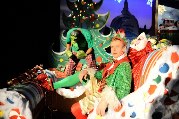 Photo Flash: Sneak Peek at Horizon Theatre's SANTALAND DIARIES 