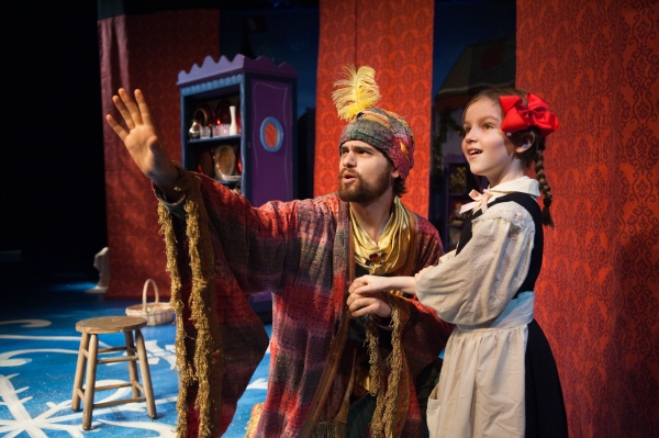 Photo Flash: Horizon Theatre to Present MADELINE'S CHRISTMAS, 12/7-31 Image