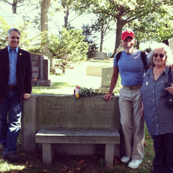 Photo Flash: Actors' Equity Celebrates 100th Anniversary with Woodlawn Cemetery Walking Tour 