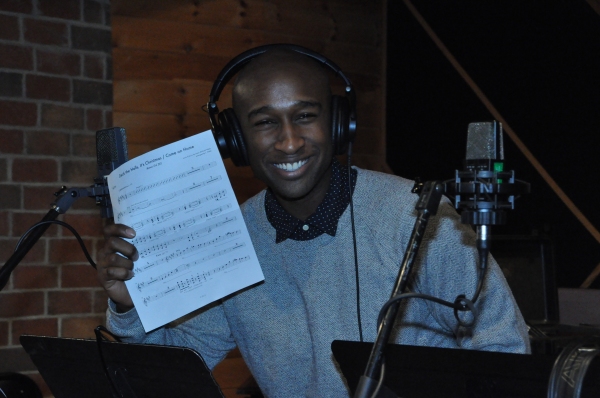 Exclusive Photo Coverage: MOTOWN Cast Decks the Halls for Carols for a Cure  Image