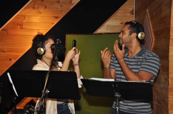 Exclusive Photo Coverage: MOTOWN Cast Decks the Halls for Carols for a Cure  Image