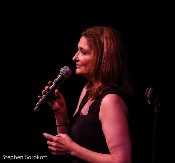 Photo Coverage: Joanne Tatham Premieres SOUNDTRACK NEW YORK at Cafe Carlyle 