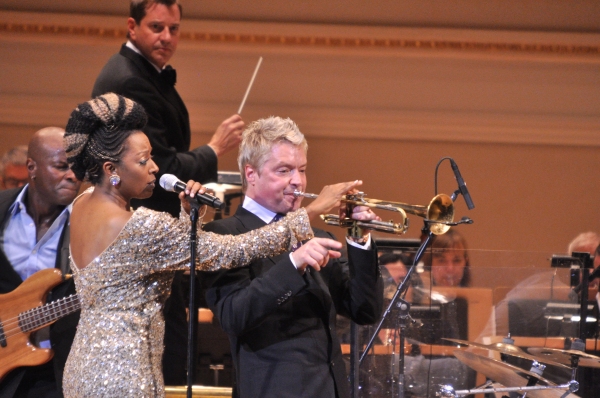 Photo Coverage: Chris Botti Plays Joins New York Pops for Season Opener Image