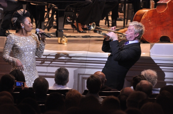 Photo Coverage: Chris Botti Plays Joins New York Pops for Season Opener Image