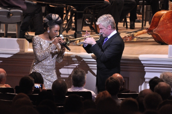 Photo Coverage: Chris Botti Plays Joins New York Pops for Season Opener Image