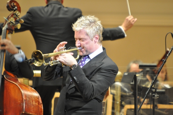 Photo Coverage: Chris Botti Plays Joins New York Pops for Season Opener Image