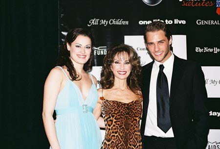 Photo Coverage: 10th Anniversary Special - Linda Lenzi's Favorite Photos Image