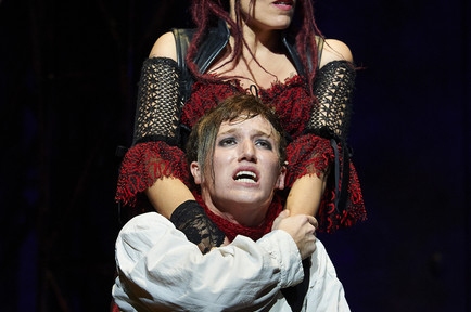 Photo Flash: SWEENEY TODD at the Great Lakes Theater at Hanna Thatre, PlayhouseSquare Image