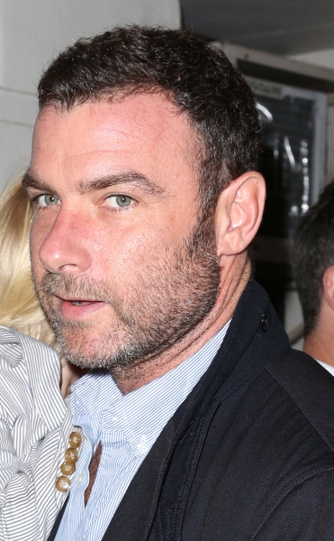 Photo Coverage: BIG FISH Opening Night Arrivals- Part 1! Image