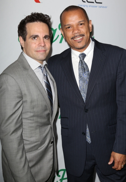 Photo Coverage: BIG FISH Opening Night Arrivals- Part 1! Image