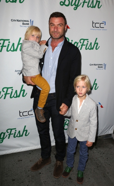 Photo Coverage: BIG FISH Opening Night Arrivals- Part 1! 