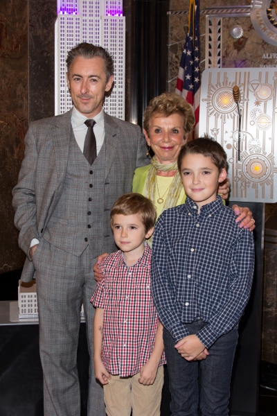 Photo Coverage: Alan Cumming Lights Up Empire State Building for MAKE BELIEVE ON BROADWAY Image