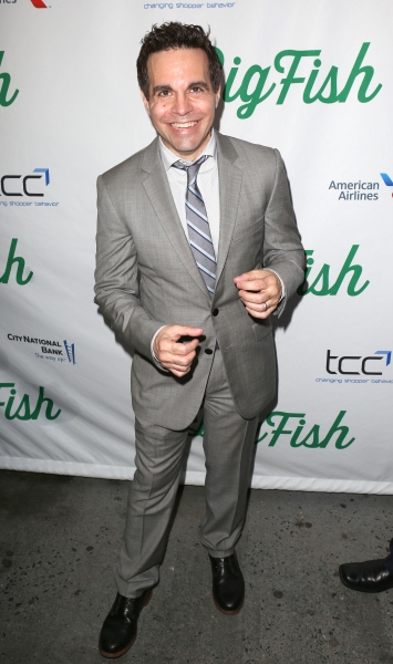 Photo Coverage: BIG FISH Opening Night Arrivals- Part 2! Image