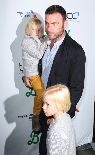 Photo Coverage: BIG FISH Opening Night Arrivals- Part 2! Image