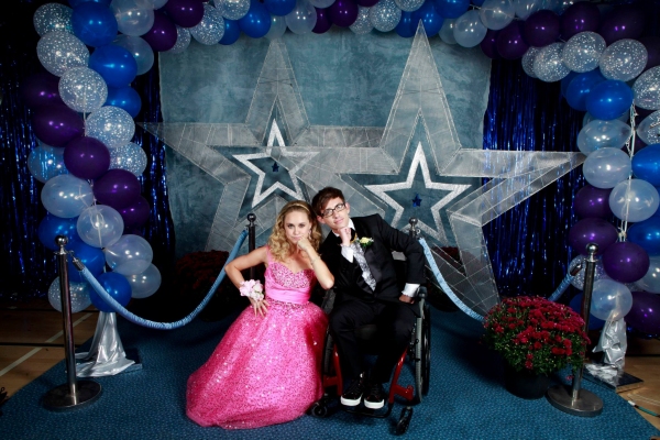 Photo Flash: GLEE Debuts Prom Photos from Last Week's Episode Image