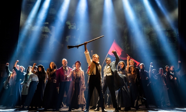 Photo Flash: LES MISERABLES Raises the Barricade in Toronto; First Look at Ramin Karimloo, Earl Carpenter & More on Stage! Image
