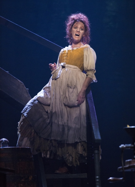 Photo Flash: LES MISERABLES Raises the Barricade in Toronto; First Look at Ramin Karimloo, Earl Carpenter & More on Stage! Image