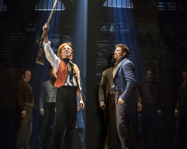 Photo Flash: LES MISERABLES Raises the Barricade in Toronto; First Look at Ramin Karimloo, Earl Carpenter & More on Stage! Image