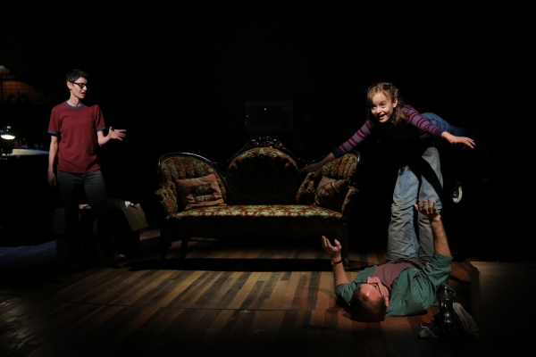Photo Flash: First Look at Michael Cerveris, Judy Kuhn & More in Public Theater's FUN HOME Image