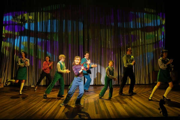Photo Flash: First Look at Michael Cerveris, Judy Kuhn & More in Public Theater's FUN HOME Image