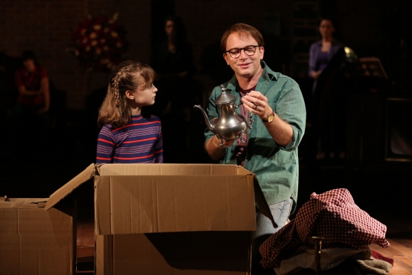 Photo Flash: First Look at Michael Cerveris, Judy Kuhn & More in Public Theater's FUN HOME Image