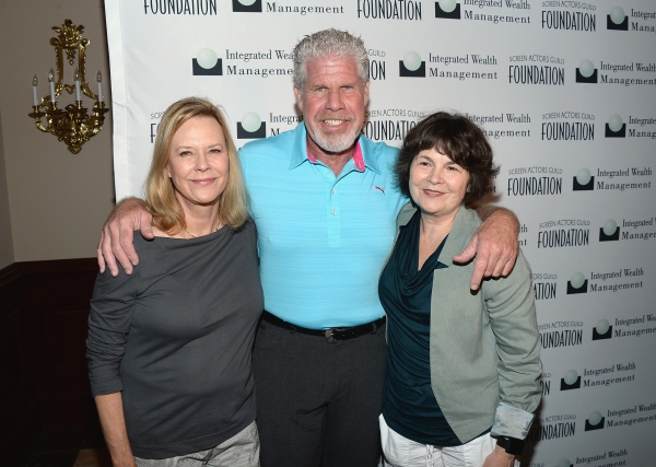 Photo Flash: Ron Perlman, Richard Kind and More Raise $130K at SAG Foundation's NY Golf Classic Image