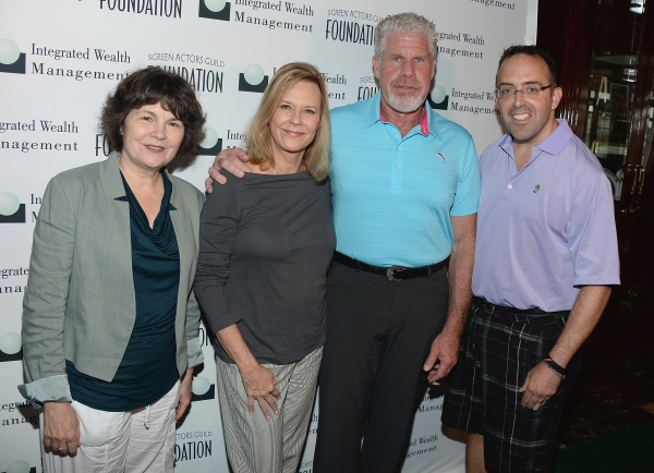 Photo Flash: Ron Perlman, Richard Kind and More Raise $130K at SAG Foundation's NY Golf Classic Image