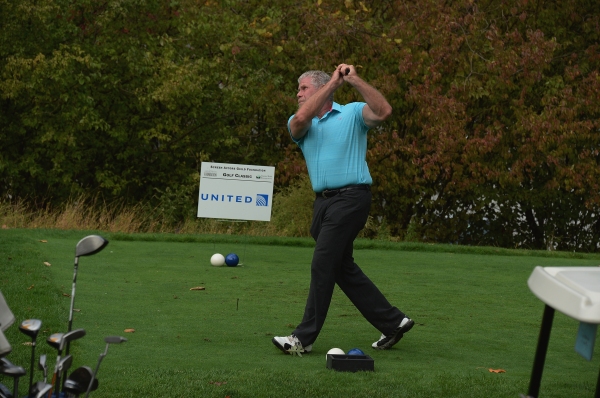 Photo Flash: Ron Perlman, Richard Kind and More Raise $130K at SAG Foundation's NY Golf Classic Image