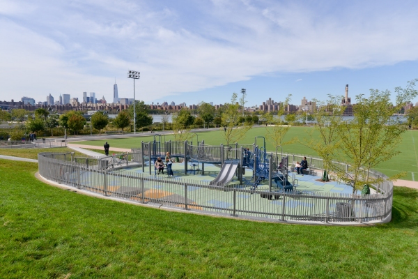 Photo Flash: NYC PARKS CUTS THE RIBBON ON THE SECOND PHASE OF RENOVATIONS TO BUSHWICK INLET PARK 