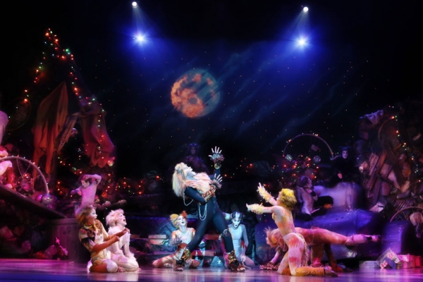 Photo Flash: First Look at Kenneth Prymus, Jennifer Shrader and More in NCT's CATS Image
