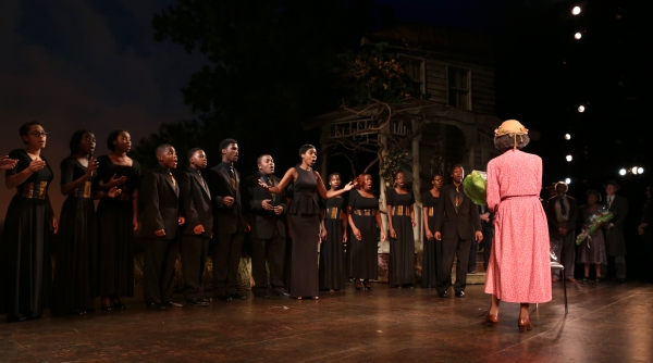 Photo Coverage: Cicely Tyson & THE TRIP TO BOUNTIFUL Cast Take Final Bow on Broadway Image
