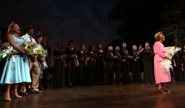 Photo Coverage: Cicely Tyson & THE TRIP TO BOUNTIFUL Cast Take Final Bow on Broadway Image