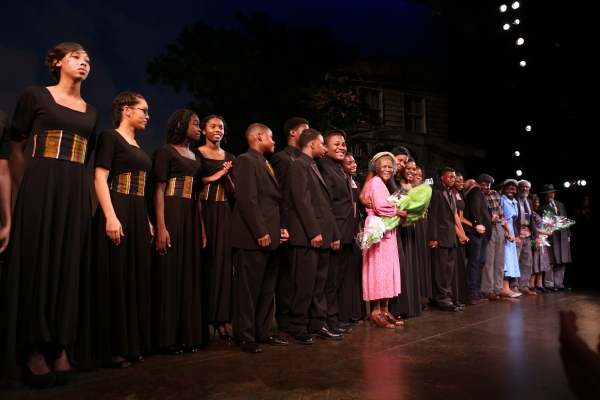 Photo Coverage: Cicely Tyson & THE TRIP TO BOUNTIFUL Cast Take Final Bow on Broadway Image