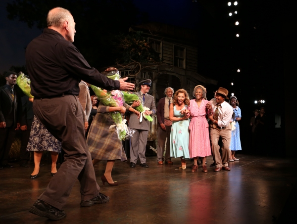 Photo Coverage: Cicely Tyson & THE TRIP TO BOUNTIFUL Cast Take Final Bow on Broadway Image