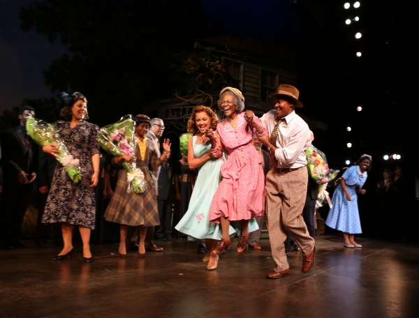 Photo Coverage: Cicely Tyson & THE TRIP TO BOUNTIFUL Cast Take Final Bow on Broadway Image