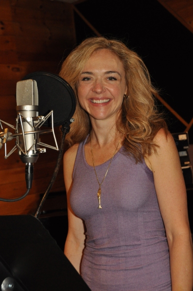 Exclusive Photo Coverage: PIPPIN's Matthew James Thomas and Rachel Bay Jones Sing Cherry Tree Carols for a Cure Image
