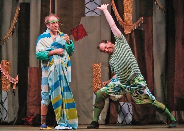 Photo Flash: Chicago Children's Theatre's A YEAR WITH FROG & TOAD, Opening Tonight 