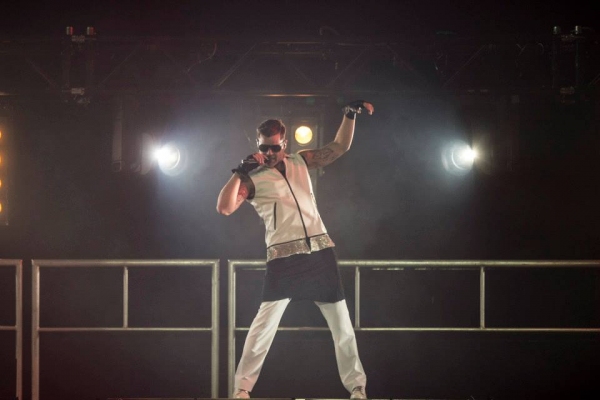 Photo Flash: Ricky Martin Rocks Adelaide; Performance Shots! Image