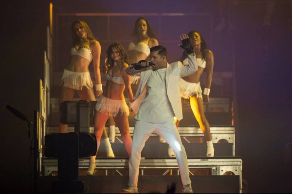 Photo Flash: Ricky Martin Rocks Adelaide; Performance Shots! Image