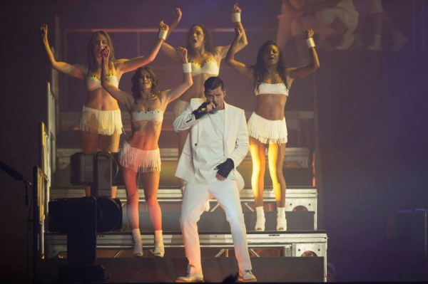 Photo Flash: Ricky Martin Rocks Adelaide; Performance Shots! Image