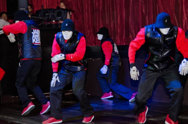 Photo Flash: LAX Nightclub Celebrates Anniversary with Performance by Jabbawockeez 