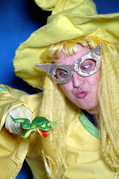 Photo Flash: Meet Liewe Heksie and Friends on their Way to Emperor's Palace Image