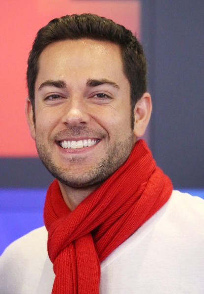 Photo Coverage: FIRST DATE's Krysta Rodriquez and Zachary Levi Ring the NASDAQ Closing Bell 