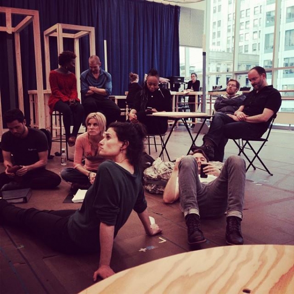 Photo Flash: Idina Menzel, Anthony Rapp & More Featured in New Crop of IF/THEN Rehearsal Shots Image