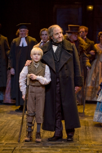 Photo Flash: First Look at J.C. Cutler, Bob Davis and More in Guthrie's A CHRISTMAS CAROL Image