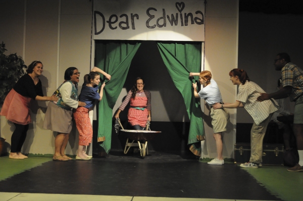 Photo Flash: First Look at DEAR EDWINA at Red Branch Theatre  Image