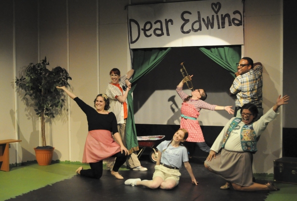 Photo Flash: First Look at DEAR EDWINA at Red Branch Theatre  Image