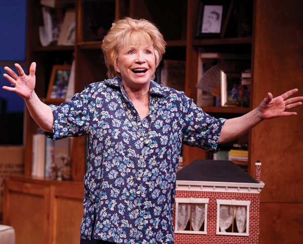 Photo Flash: First Look at Debra Jo Rupp in Off-Broadway's BECOMING DR. RUTH Image