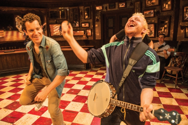 Photo Flash: First Look at Declan Bennett, Zrinka Cvitesic and More in West End's ONCE Image